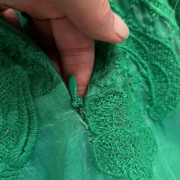 Lace Overlay Silk Green Dress Size 6 - Picture 11 of 12